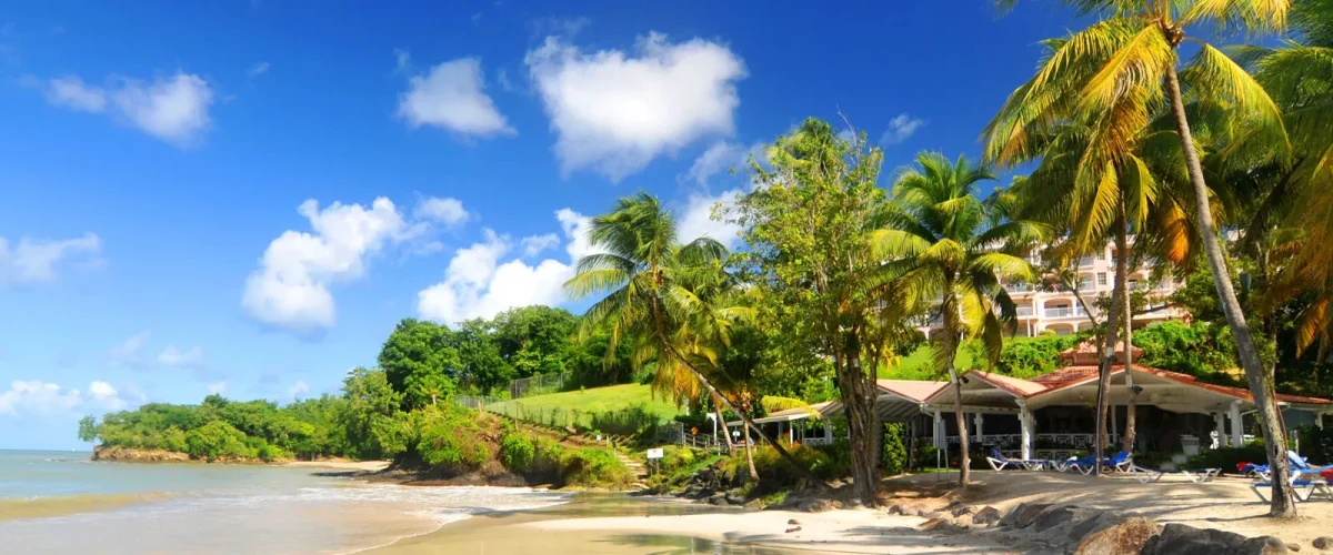 Island-resort-Maldives-Indian-Ocean